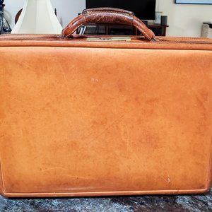 Hartmann brief case